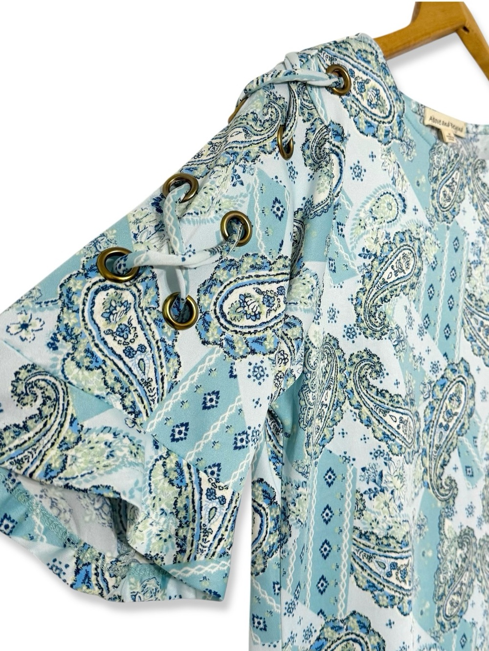 Lace Up Grommet Sleeve Blouse by Above and Beyond in Paisley Turquoise NWT